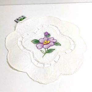 Island Shop Bermuda Battenberg Lace Embroidered Floral Lace Doily Coaster New